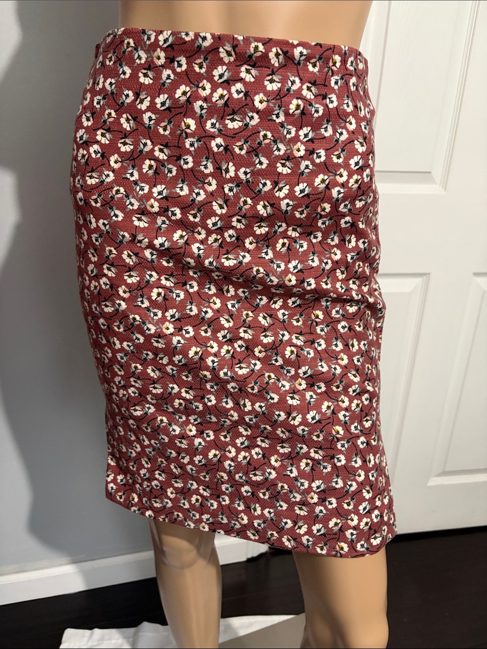 LOFT Rust Floral Pencil Skirt